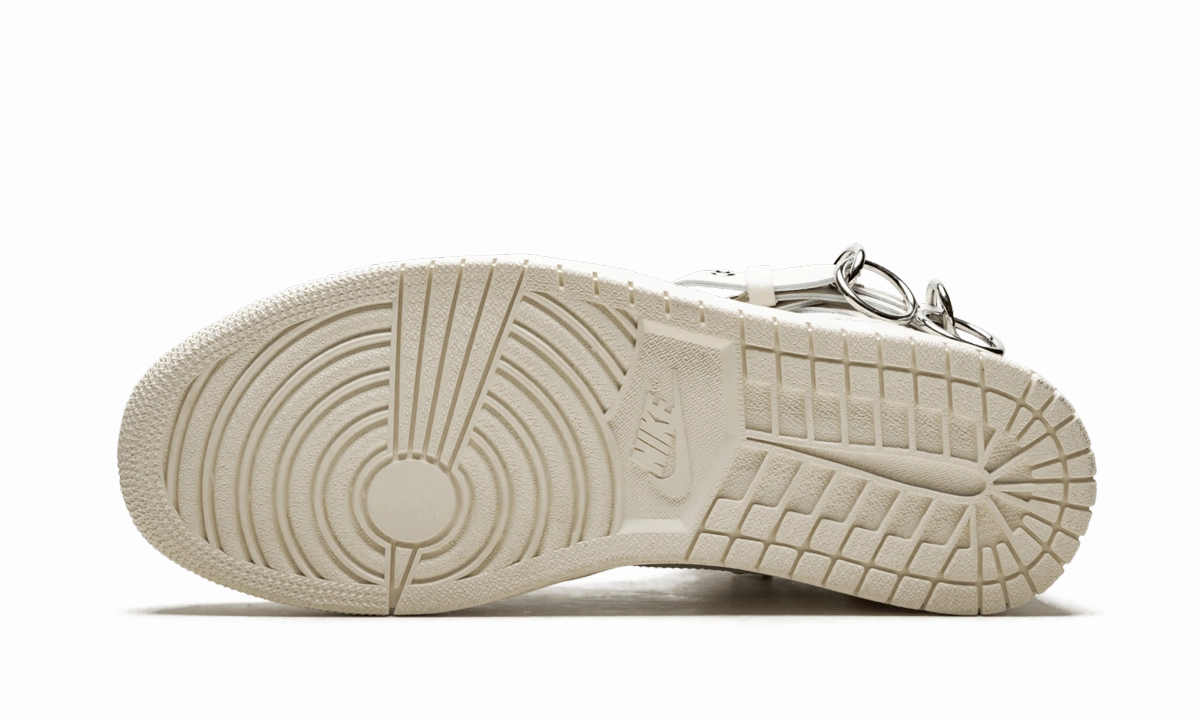 Smooth Support Air Jordan 1 High "COMME des Garons - White"