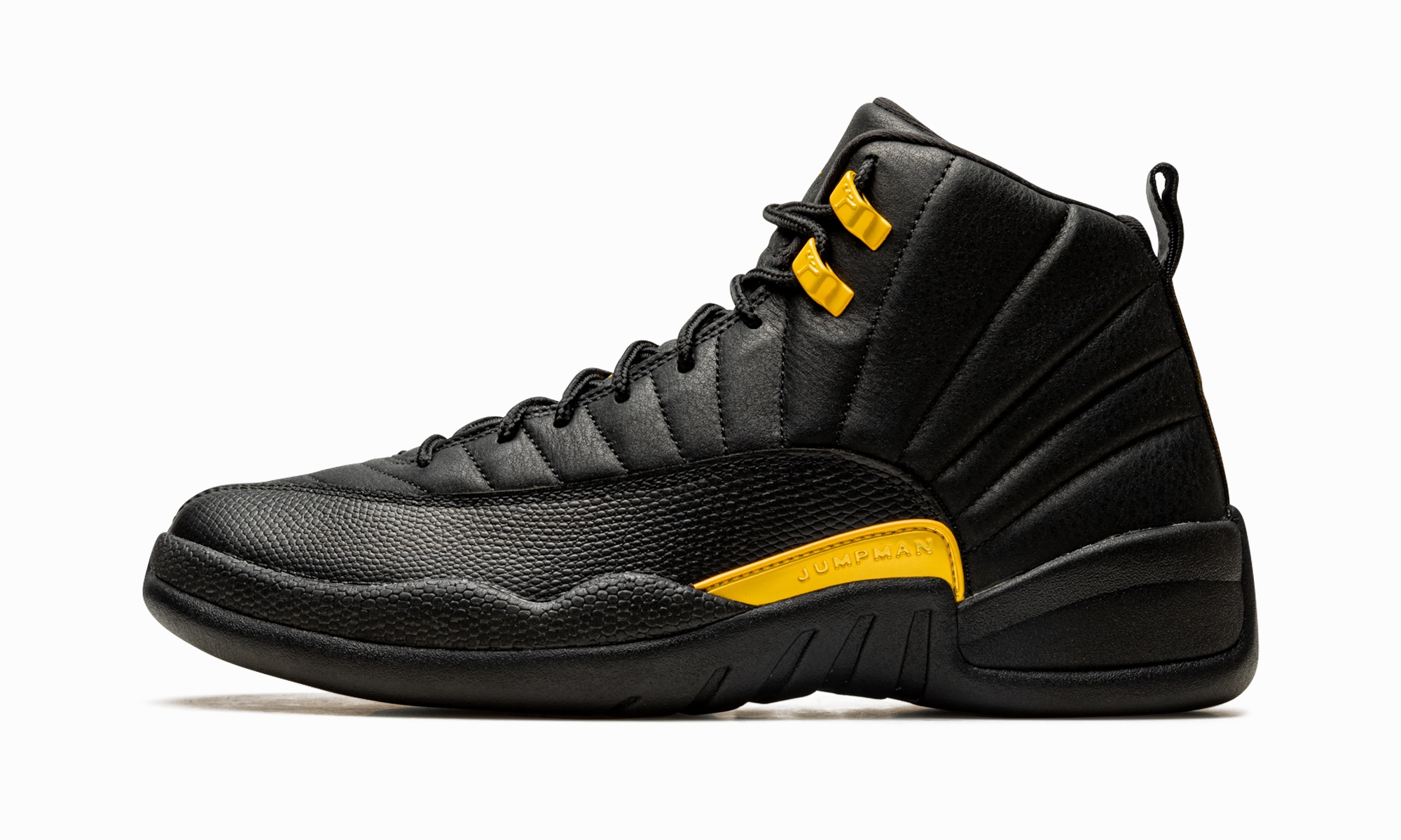 mountain hiking Air Jordan 12 Retro "Black Taxi"
