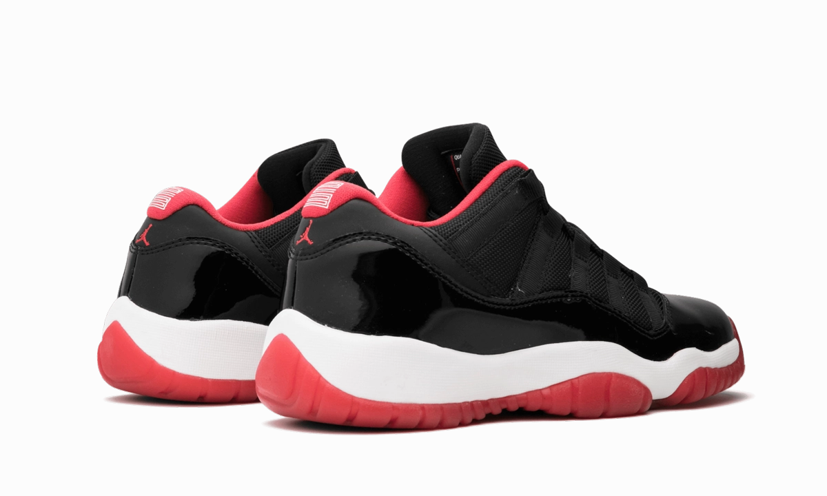 Air Jordan 11 Retro Low GS "Bred" senior shoe charm sports footgear
