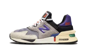 Costume Run 997S "Bodega - No Days Off"