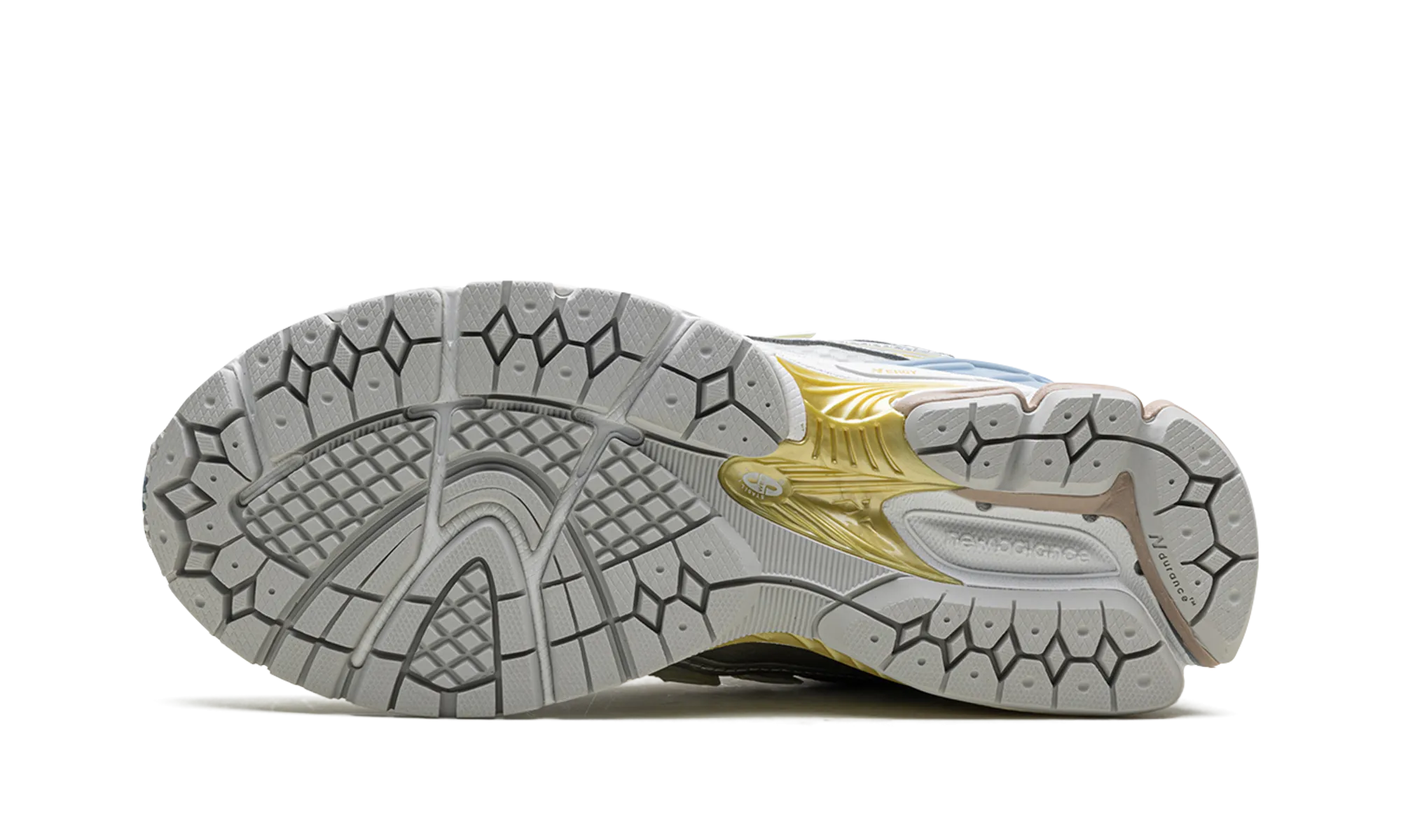 1906R "Kith- White" Valley Step