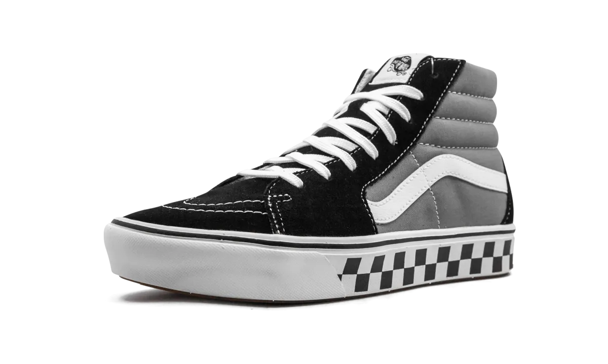 Comfycush Sk8-Hi Stylish Upper Fire Walk