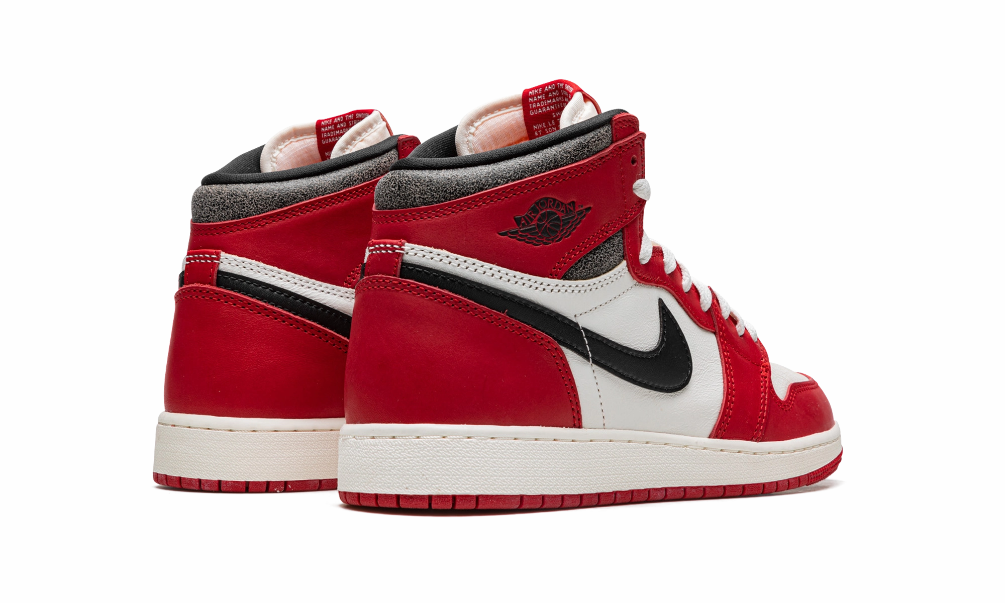 On The Go Air Jordan 1 Retro High OG GS "Chicago Lost and Found"