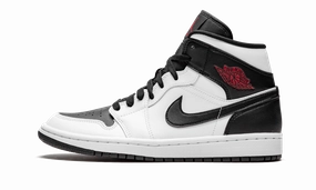 AIR JORDAN 1 MID WMNS "Reverse Black Toe" Fashion-forward flair