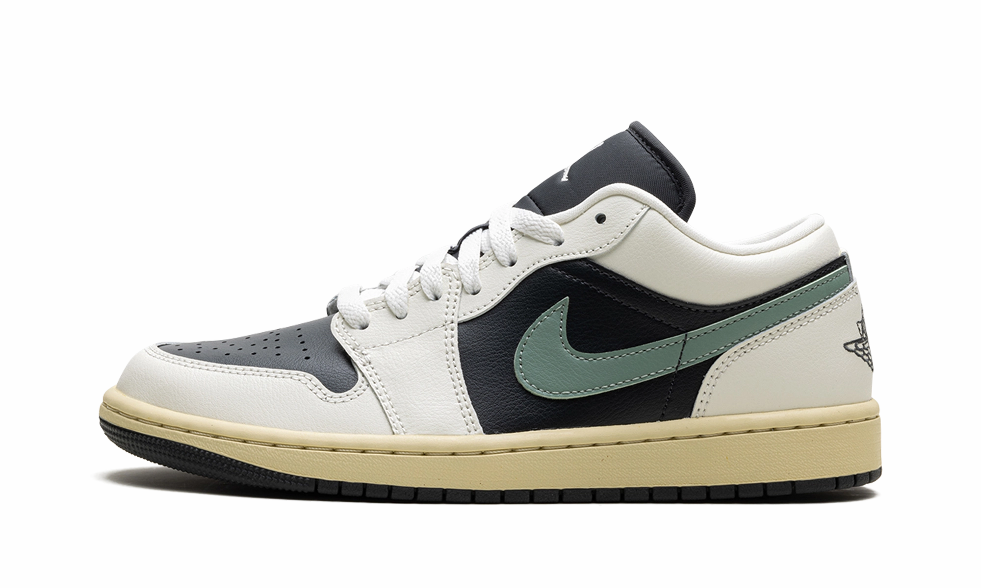Ground Control Air Jordan 1 Low WMNS "Jade Smoke"