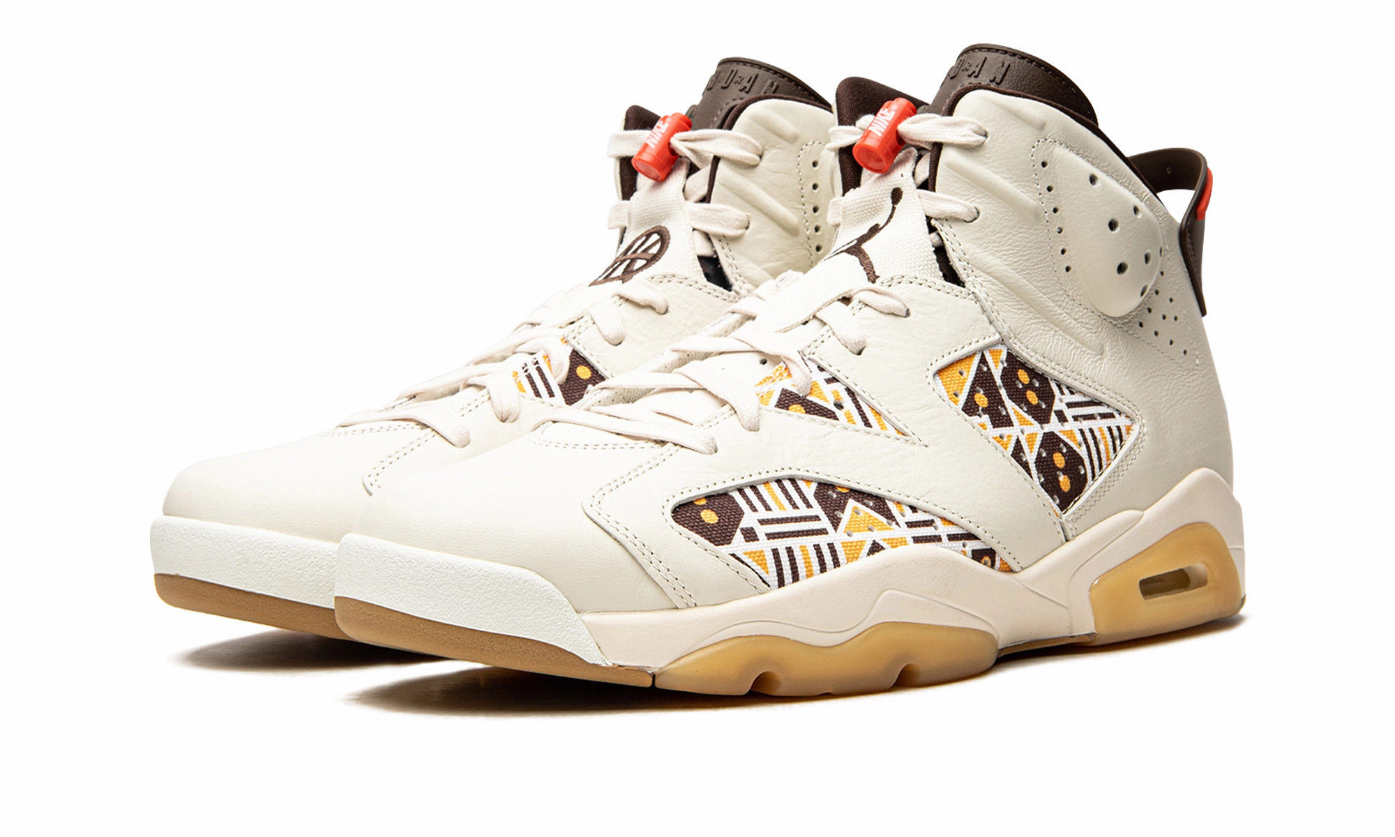 running at night Air Jordan 6 "Quai 54"