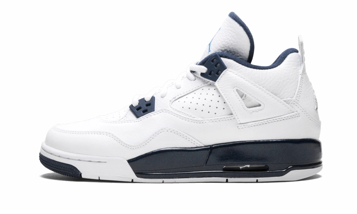 AIr Jordan 4 Retro GS "Legend Blue" Urban Trek