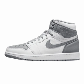 Air Jordan 1 Retro High Stealth exclusive - running