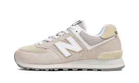 574 "Beige Fog" running on concrete abstract - design shoes