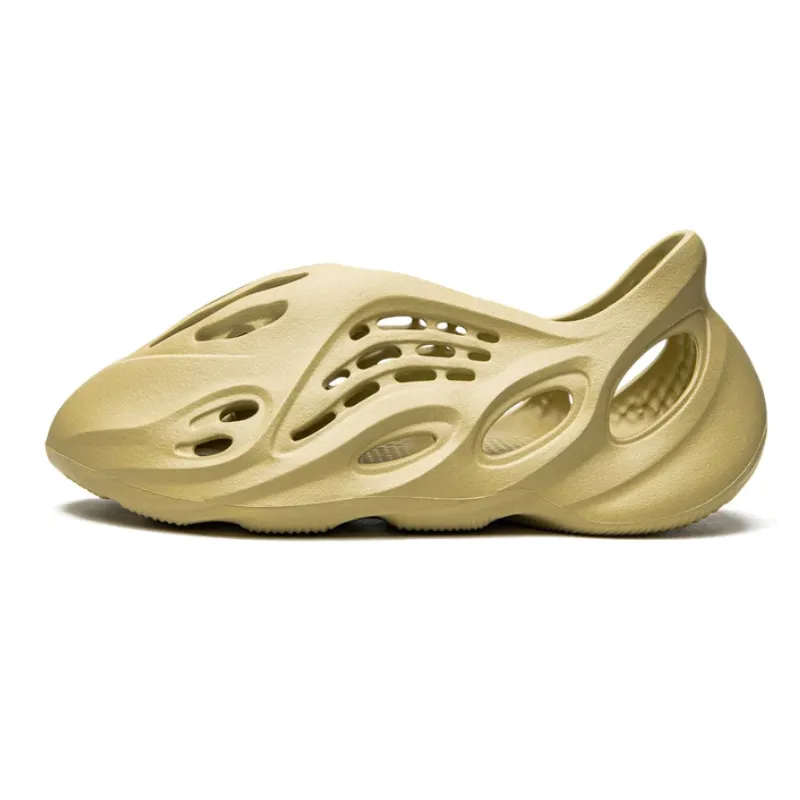 Yeezy Foam Runner Sulfur Fresh Look