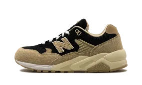 SBTG x 580 "Urban Islander Part 2" work - out running shoes Training Mode