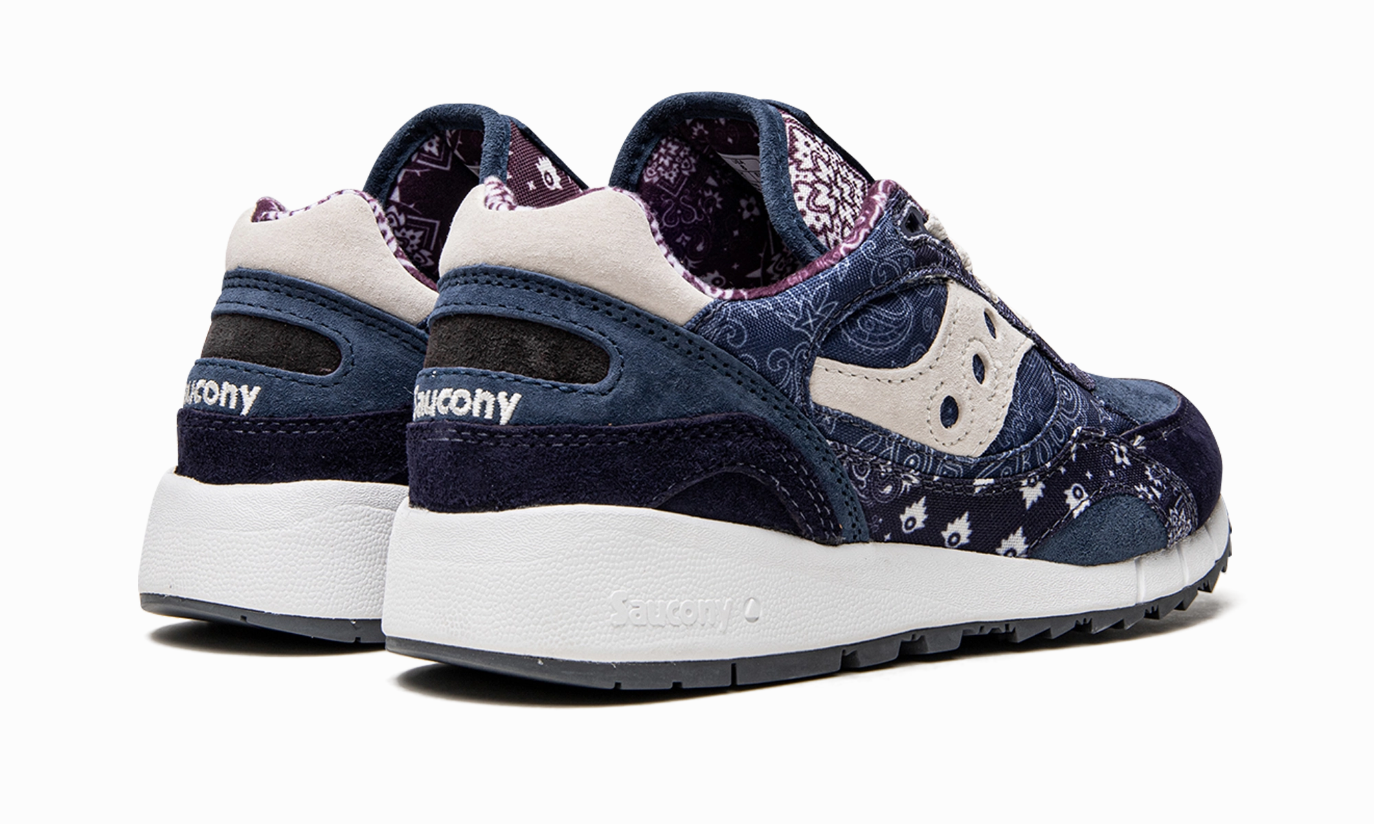 Shadow 6000 Paisley ventilated upper running shoes synthetic materials