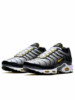 Nike Air Max Plus Tn Bumble Bee engraved running option great flexibility