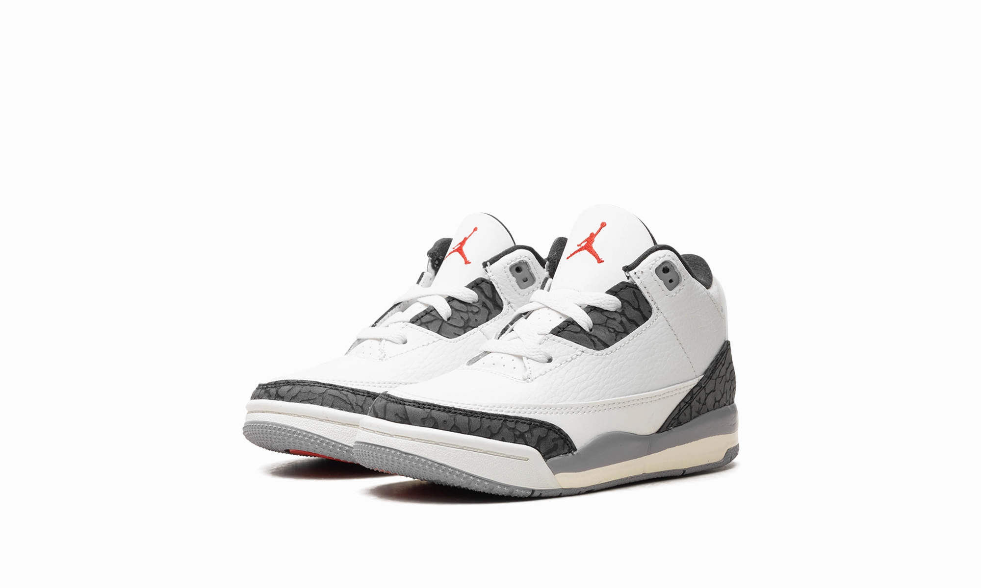 Air Jordan 3 TD "Cement Grey" Statement Piece