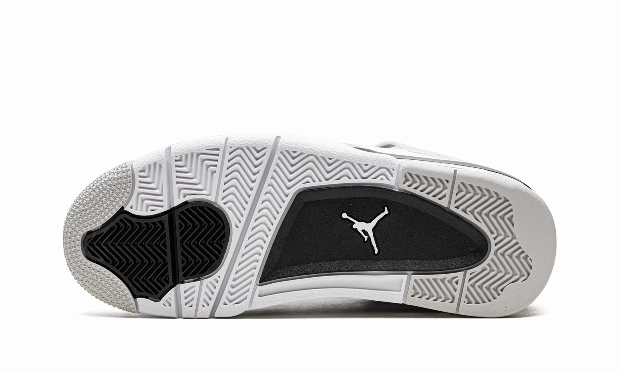 Air Jordan 4 Retro "Military Black" Superior Performance