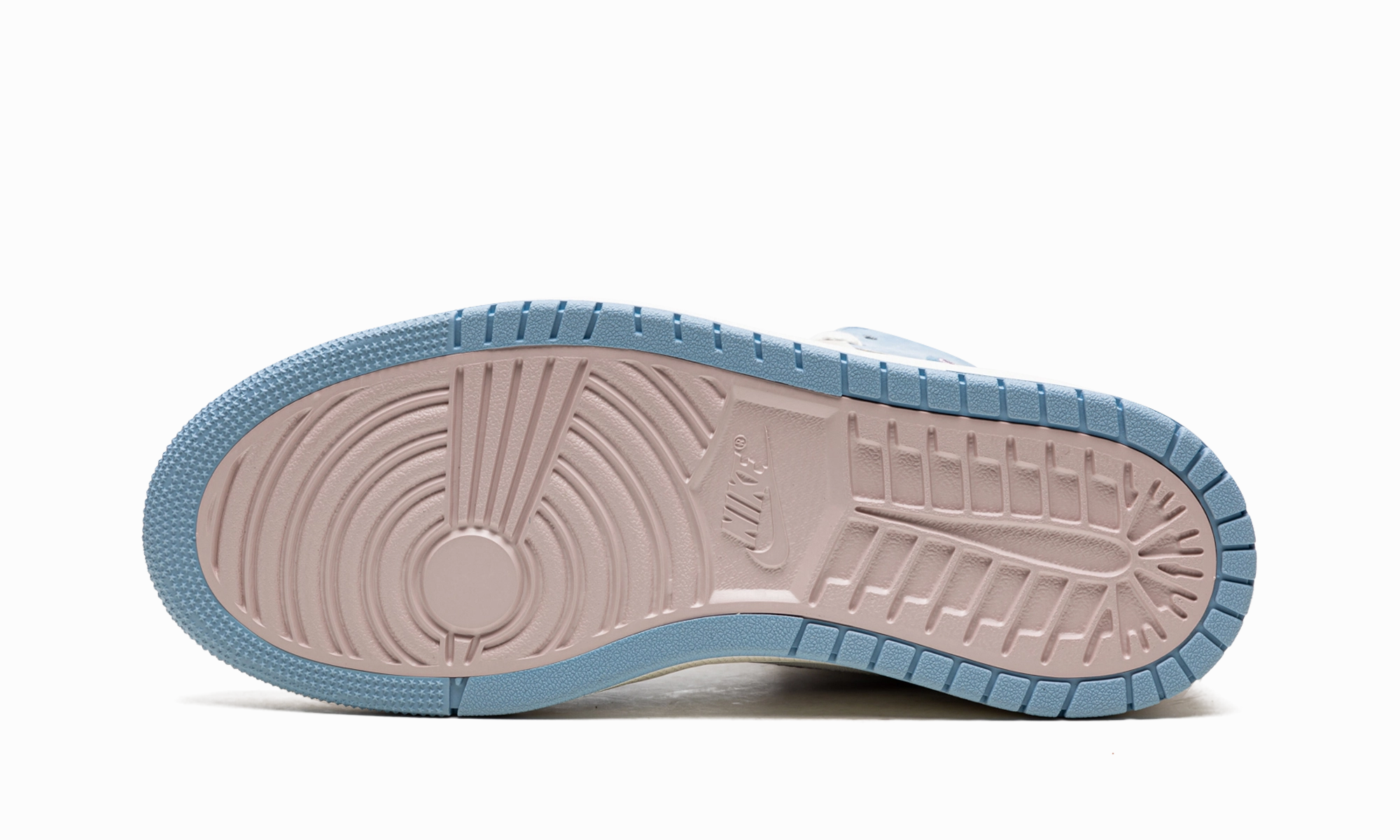 AIR JORDAN 1 ZOOM AIR CMFT WMNS "Pink Oxford" breath easy