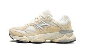 flexibility - enhancing shoes running in a polar area 9060 "Calcium"