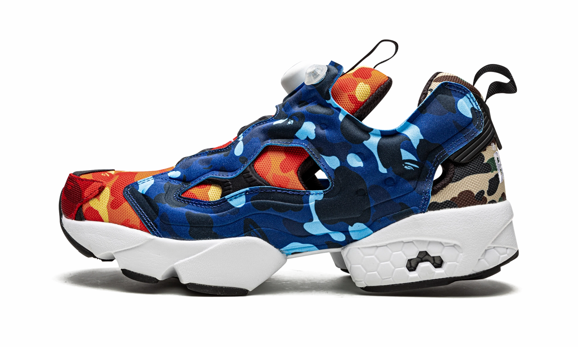 Instapump Fury OG "BAPE - Multi-Camo" uneven - surface running gear