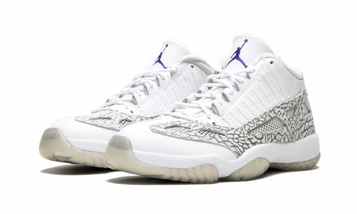 Air Jordan 11 Retro Low "Cobalt" running in deserts