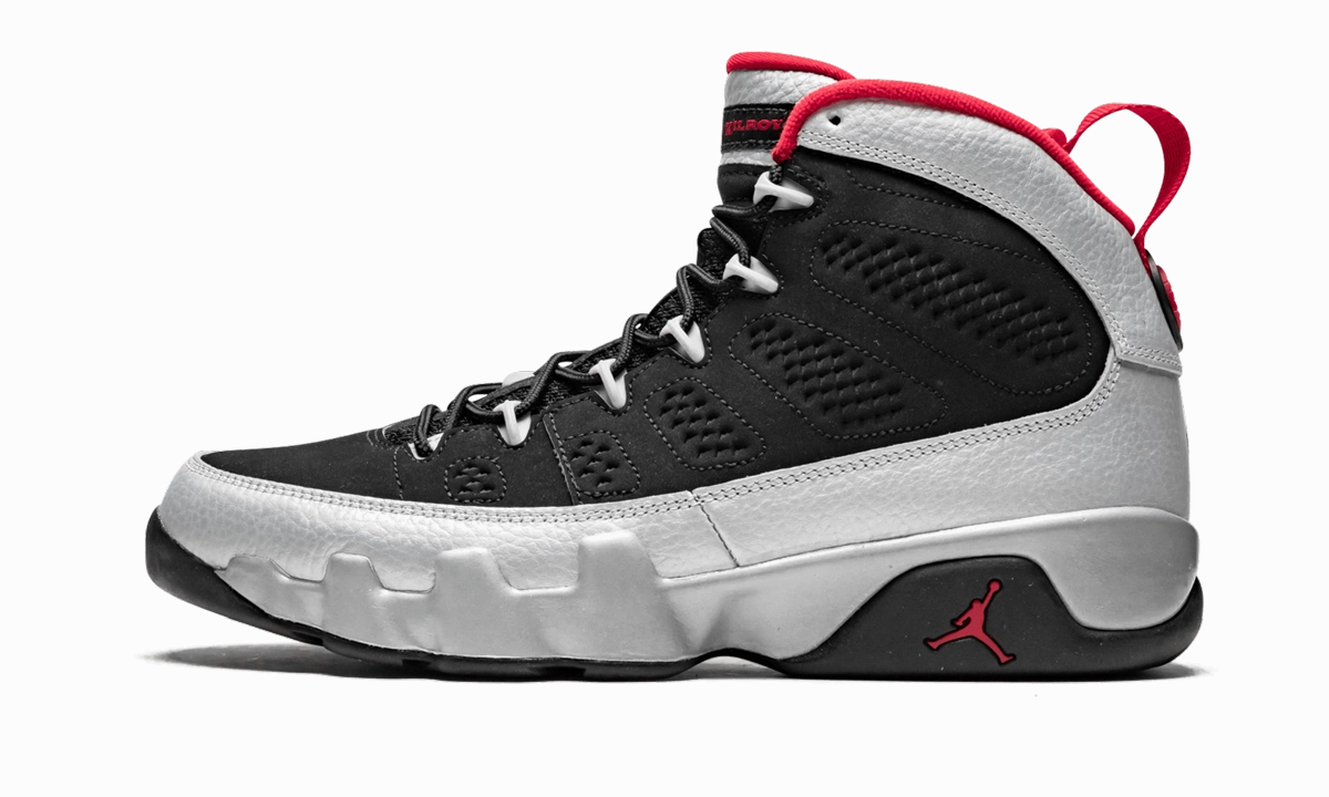 Air Jordan 9 Retro "Johnny Kilroy" yoga running option running in an obstacle course race