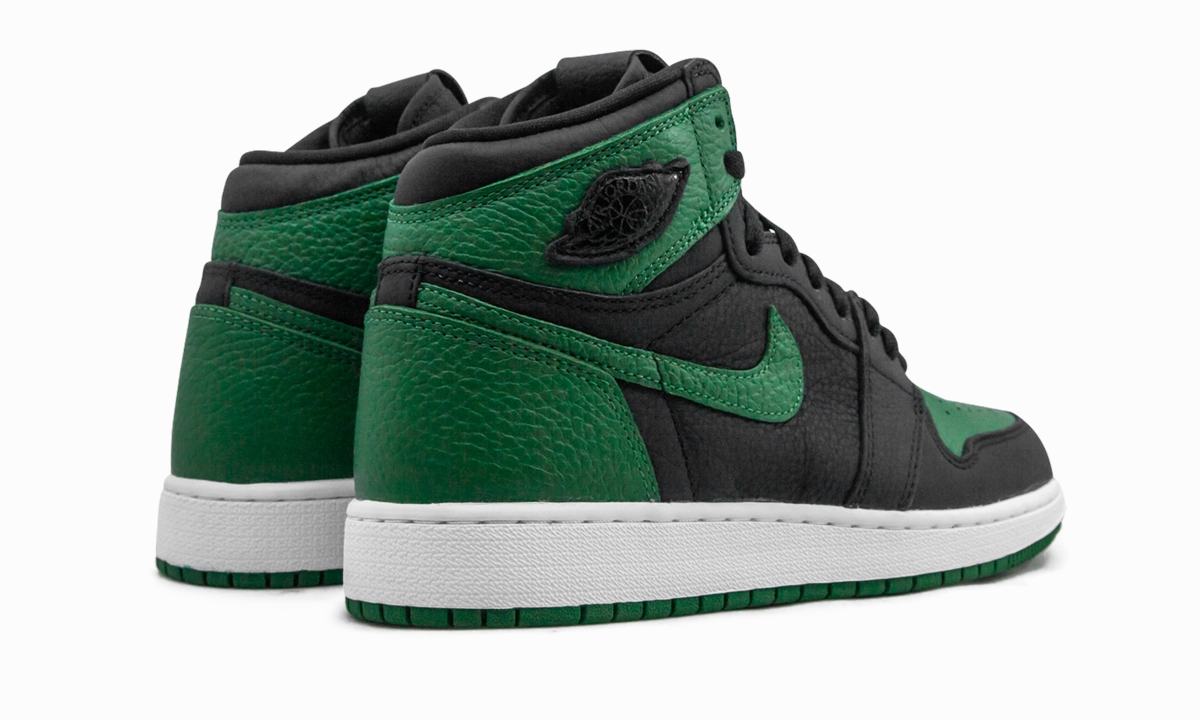 Air Jordan 1 High Retro GS "Pine Green Black" Seamless Comfort Unique Style