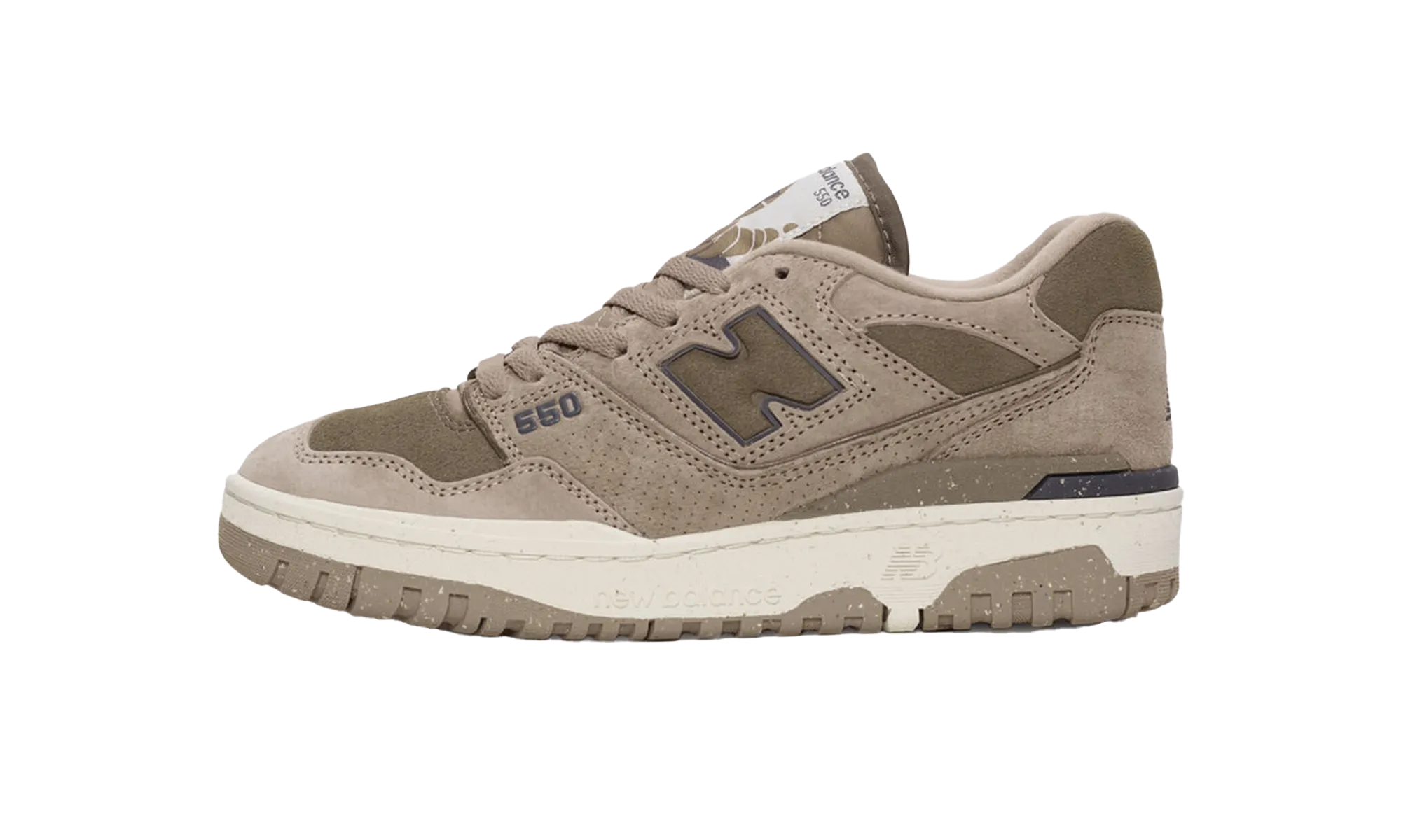 running with a smooth outsole recycled content shoes 550 WMNS "Mushroom"