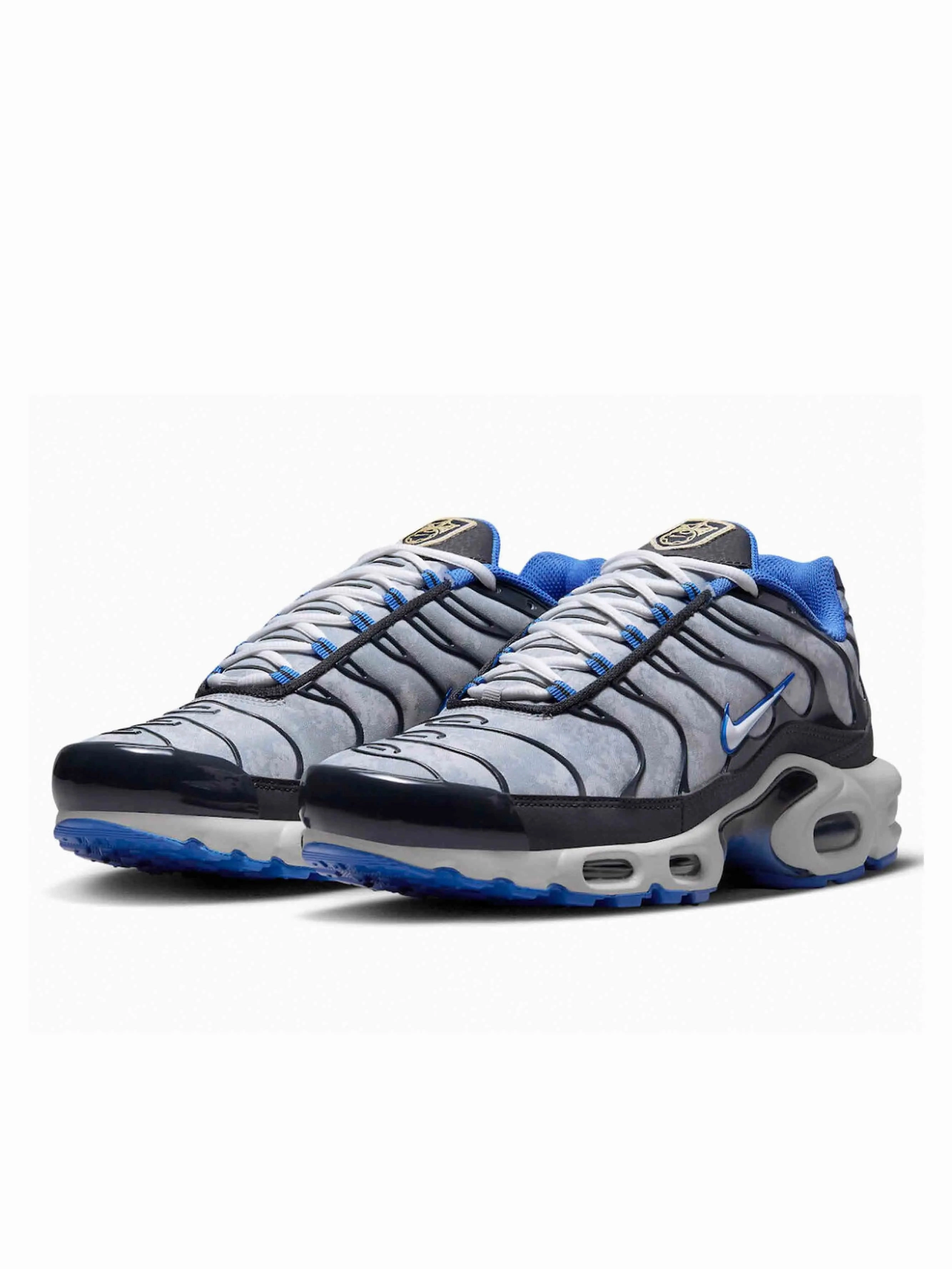 Nike Air Max Plus TN Social F.C. Road Running