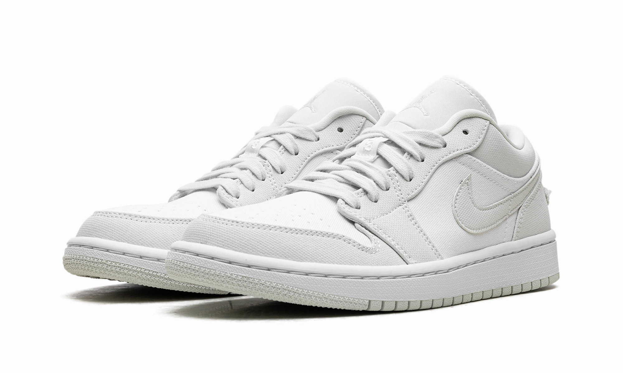 Jordan 1 Low WMNS "Spruce Aura" Quick Travel