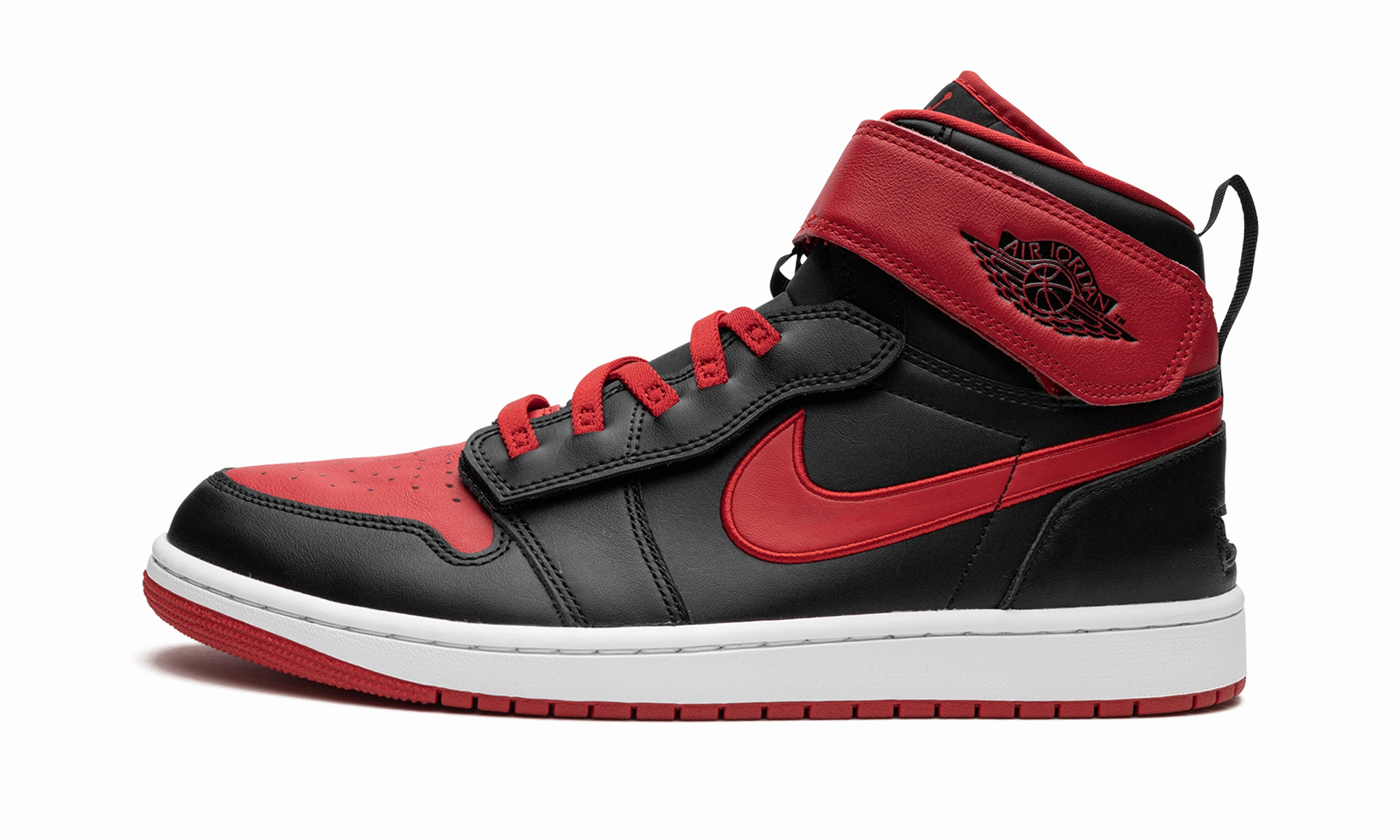 Walking Vibe Air Jordan 1 High FlyEase "Bred"