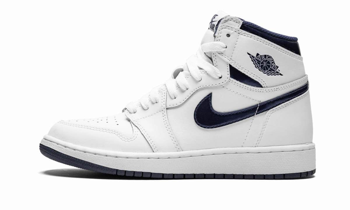 Air Jordan 1 High OG GS Relaxed Look All-Day Flexibility