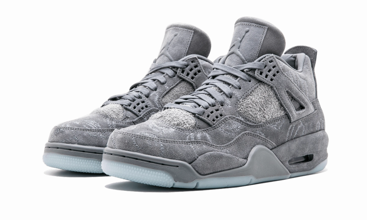 Flexibility Boost Air Jordan 4 Retro "Kaws"