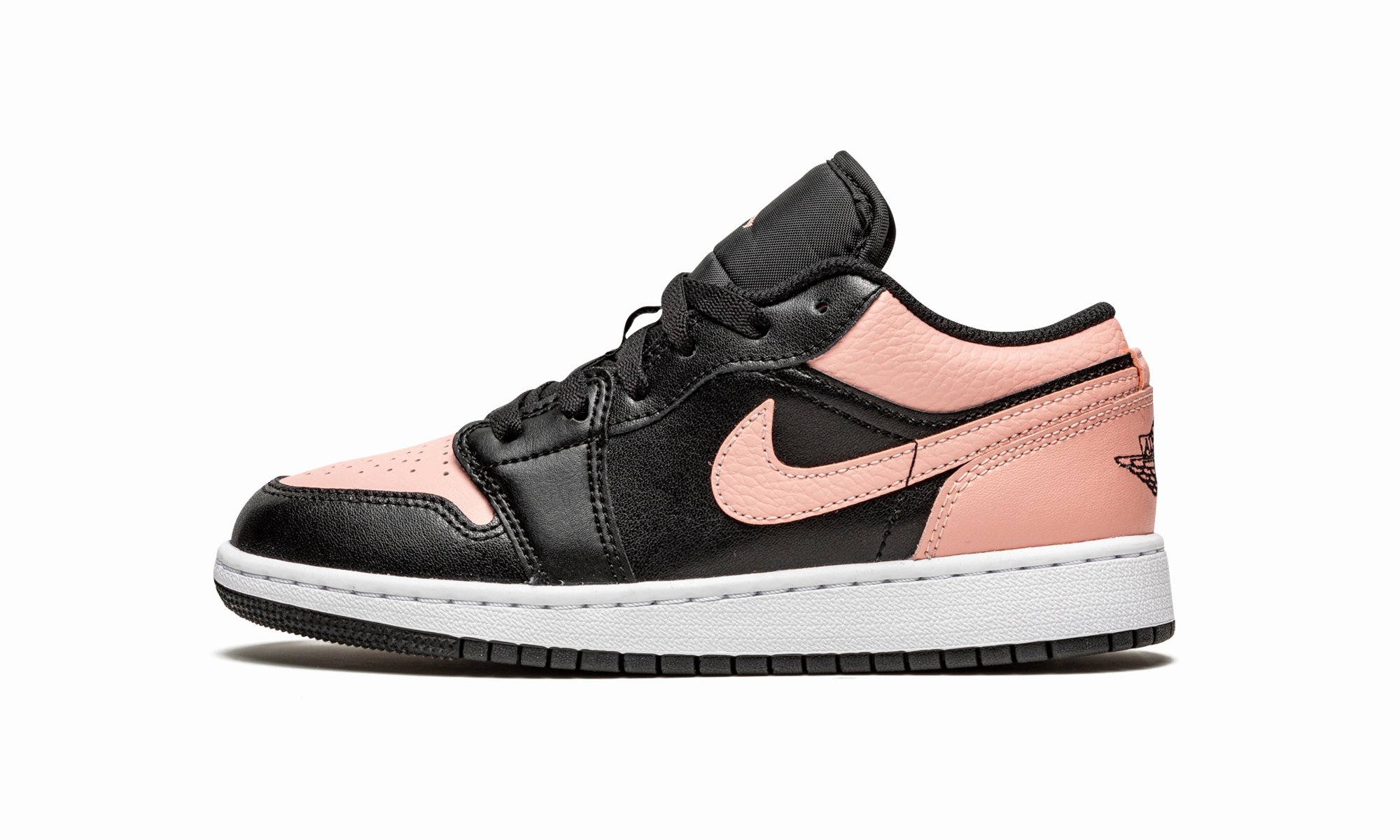 Air Jordan 1 Low GS "Black / Arctic Orange" Iconic wear Lightweight Upper