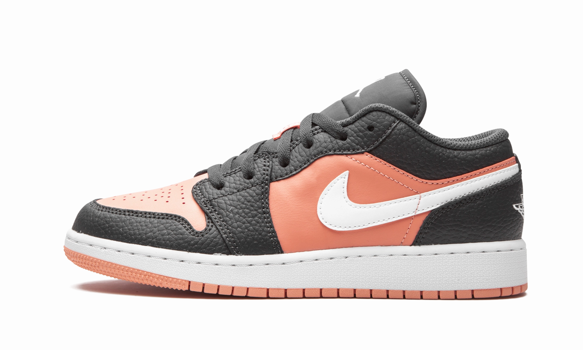 Quick Style Fashion-forward flair Air Jordan 1 Low GS "Pink Quartz"