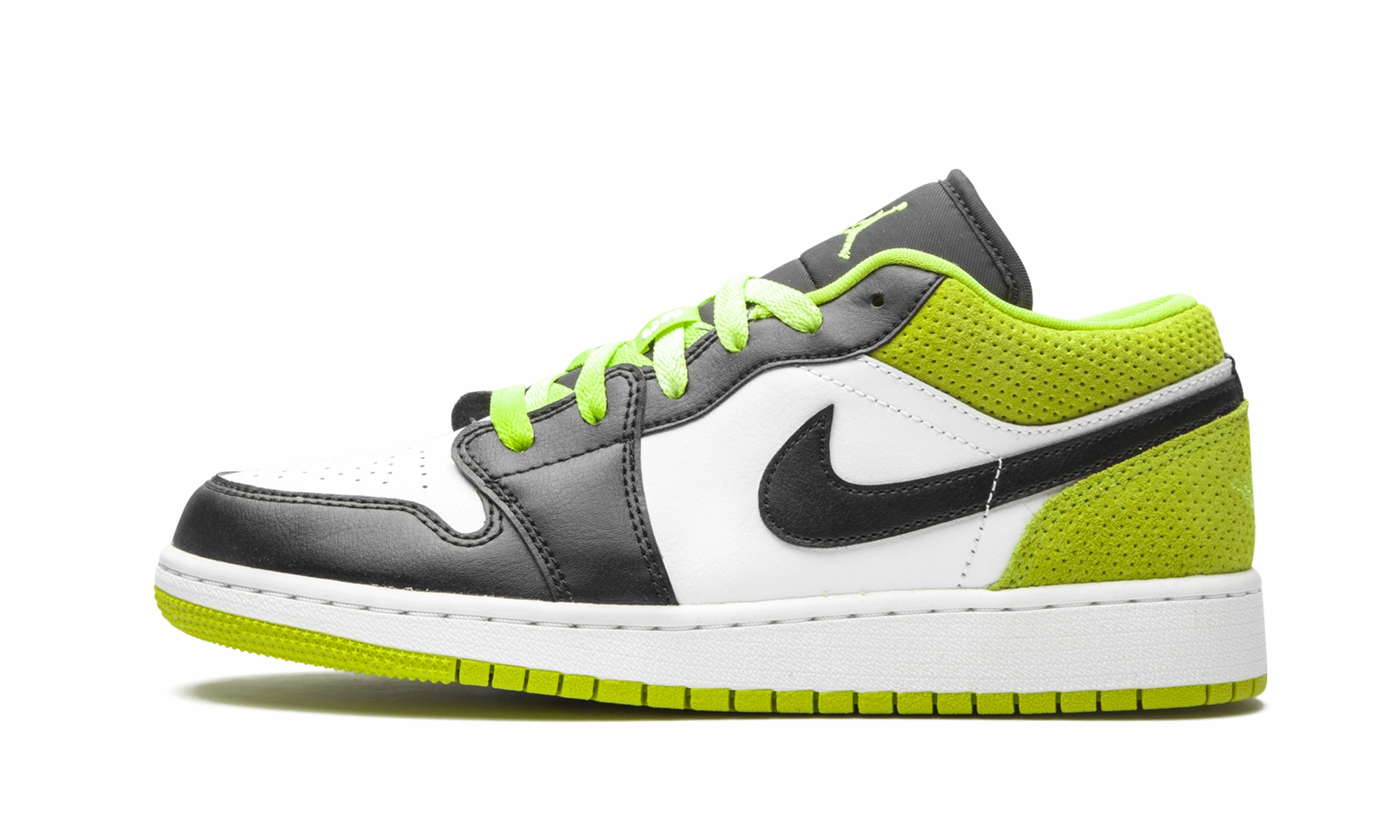 Fashion Movement Timeless Support Air Jordan 1 Low SE GS "Black Cyber"