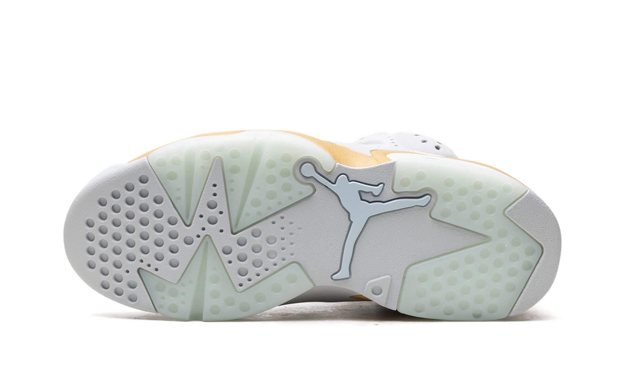 tap shoes Air Jordan 6 WMNS "Pearl"