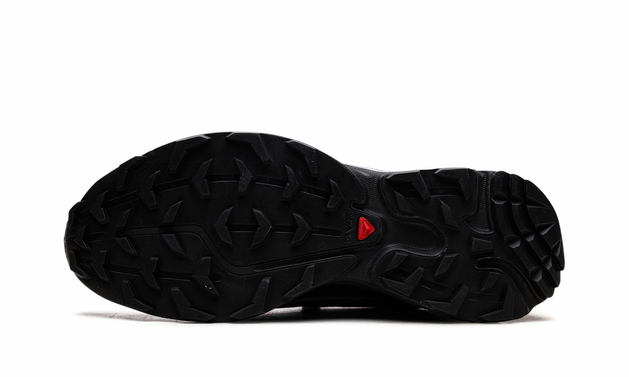 XT-6 Gore-Tex "Black Silver" running in a cantilever bridge area shoes