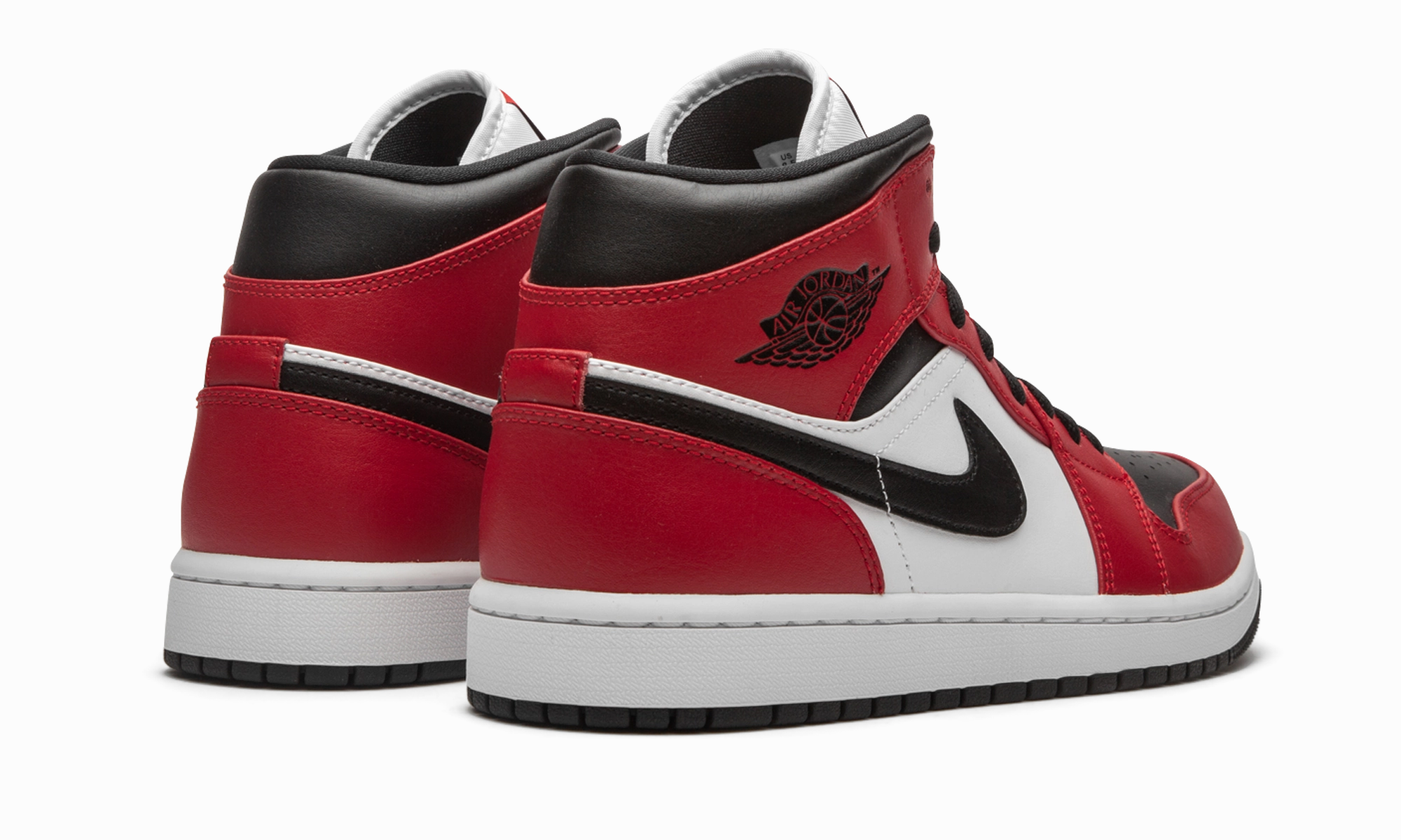 Air Jordan 1 Mid "Chicago Black Toe" Timeless arch Layered cushioning