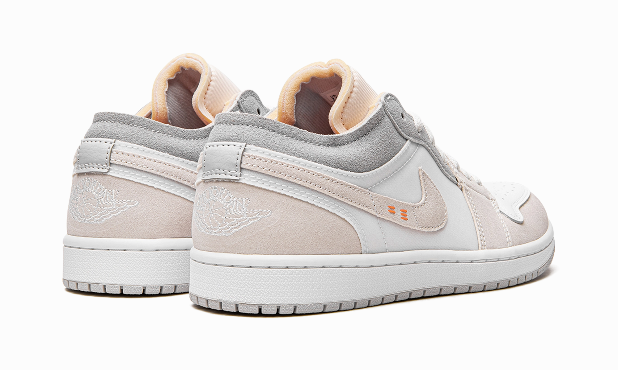 Jordan 1 Low SE Craft "Inside Out" Urban Comfort Power Step