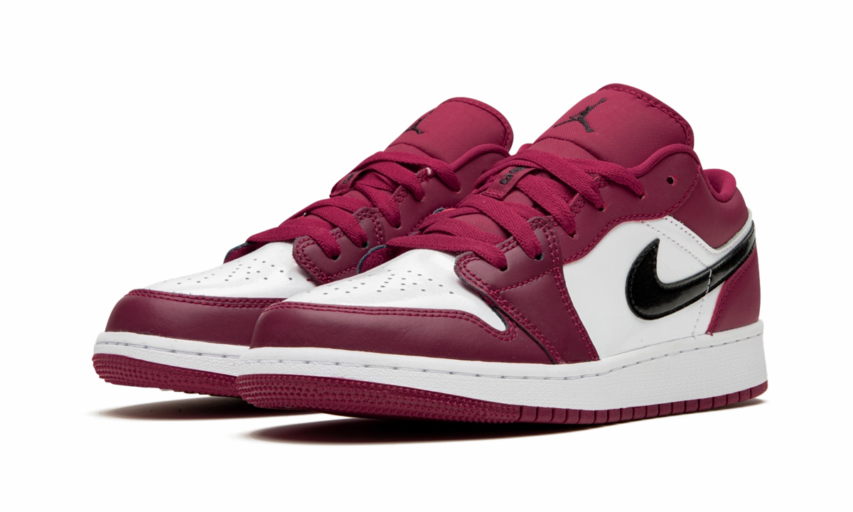 Air Jordan 1 Low GS "Noble Red" Neutral Fit