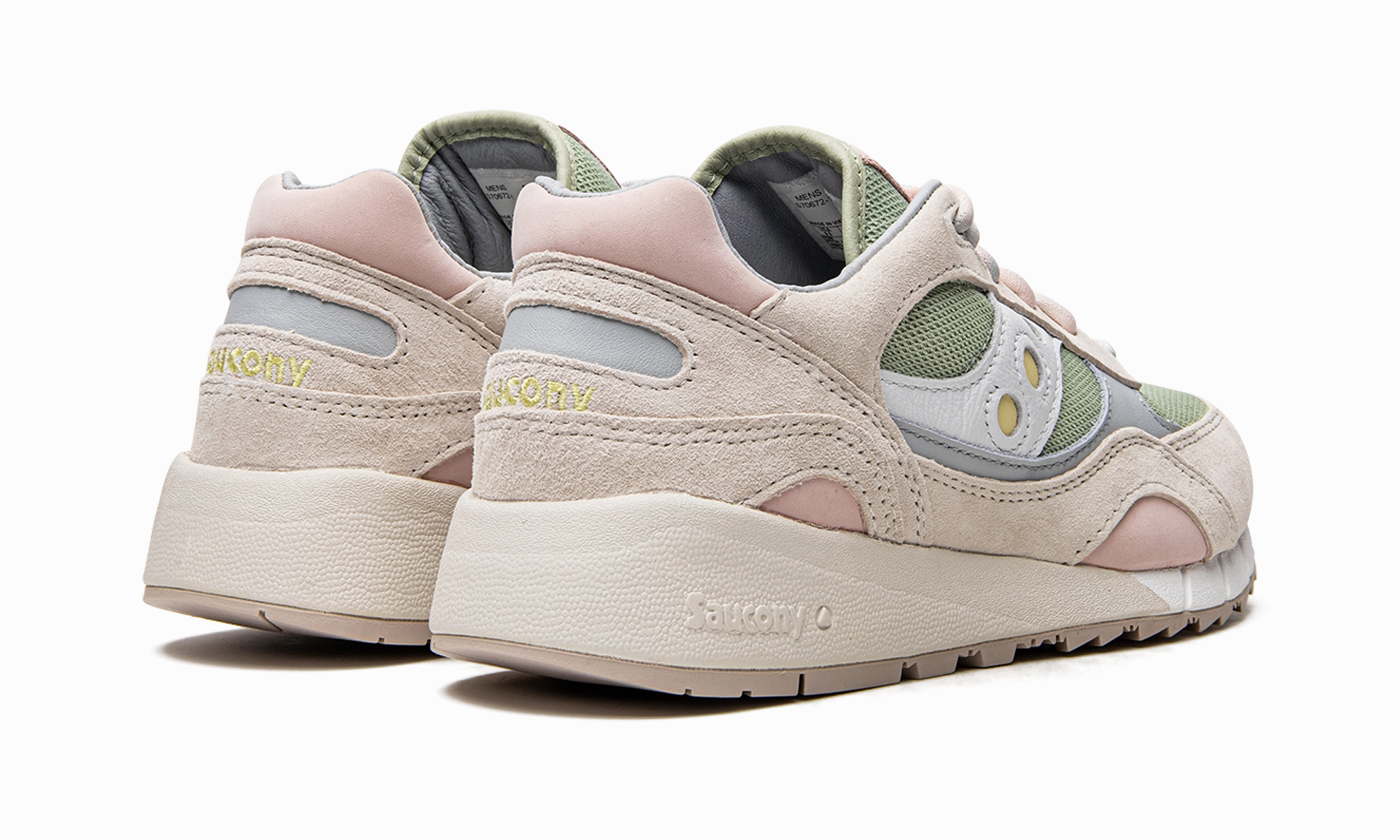 Shadow 6000 "Stoney Creek" running in a pier area shoes contoured footbed shoes