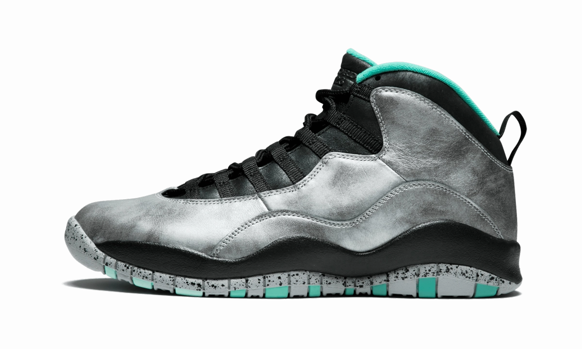 Running Trail light - use Air Jordan 10 Retro 30th "Lady Liberty"