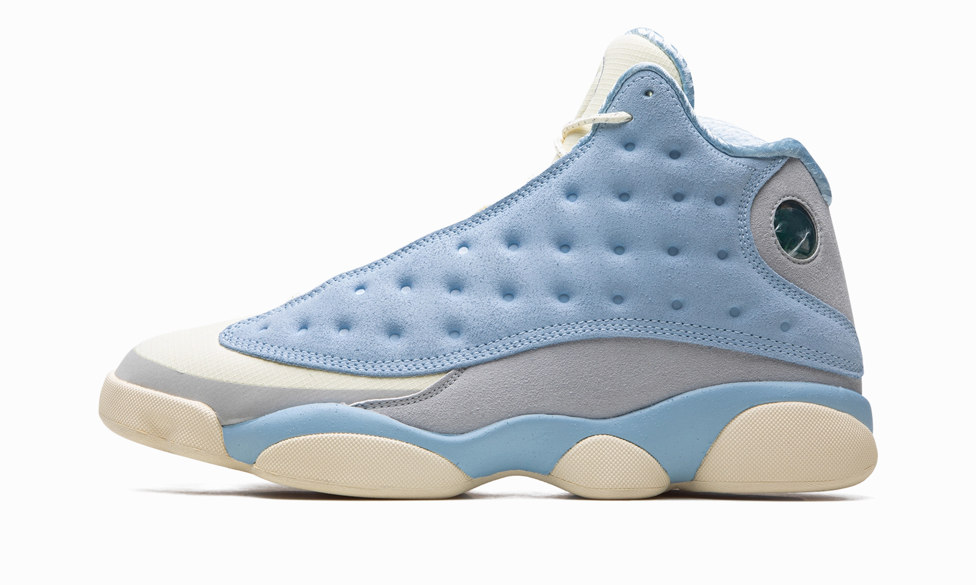 Air Jordan 13 Retro "SoleFly - I'd Rather Be Fishing" Bold Detail Flattering wear