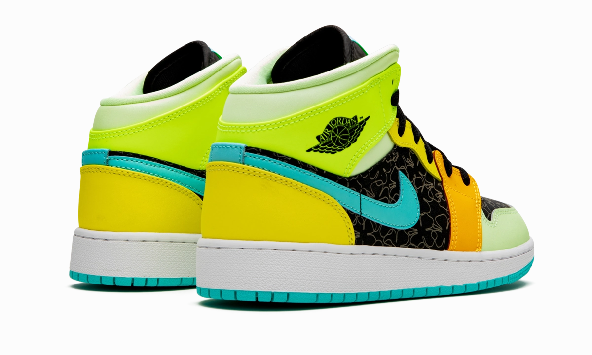Air Jordan 1 Mid SE GS "Four Leaf Clover" Lightweight Fit