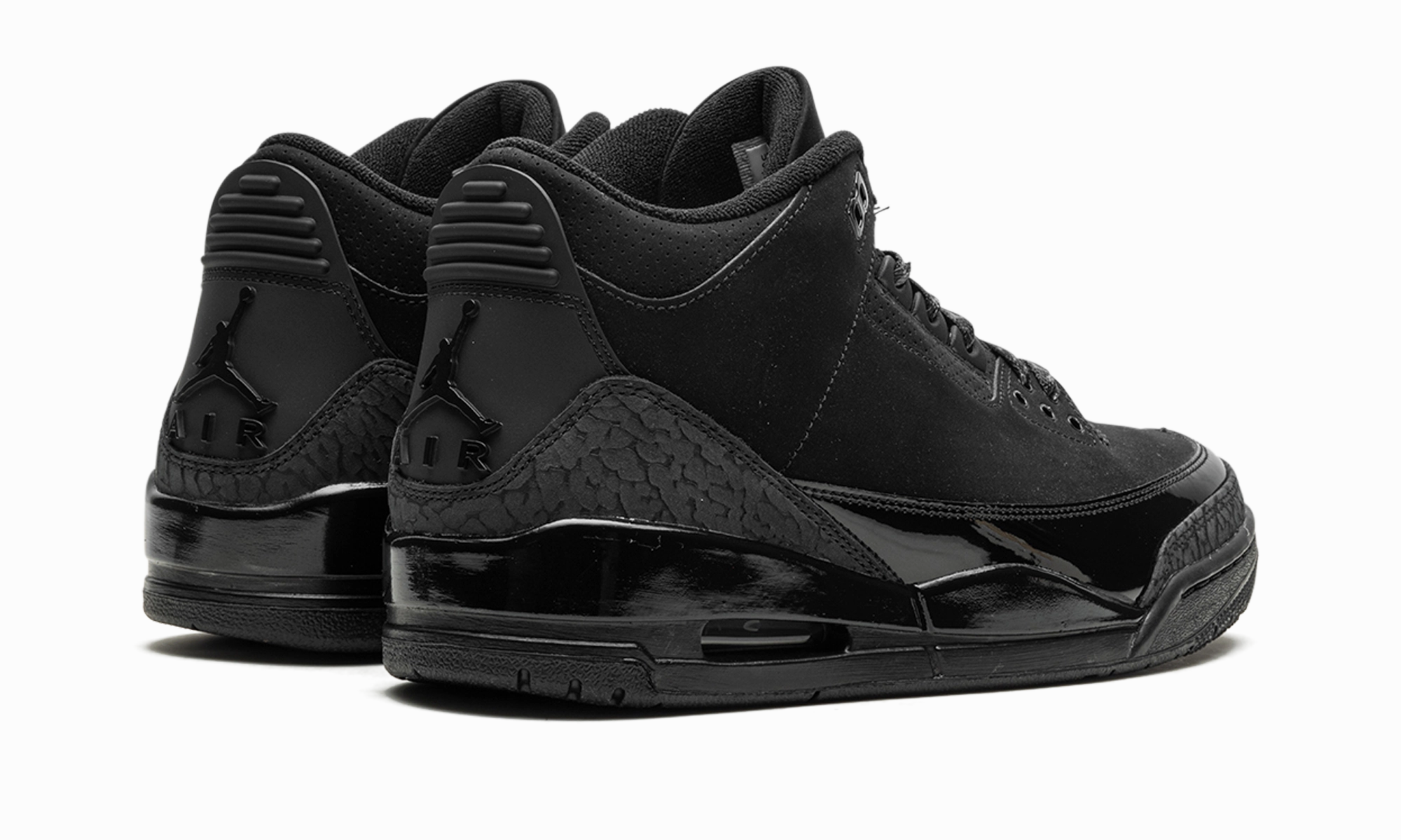 Air Jordan 3 "Black Cat 2025" Urban Chic Fitness Edge