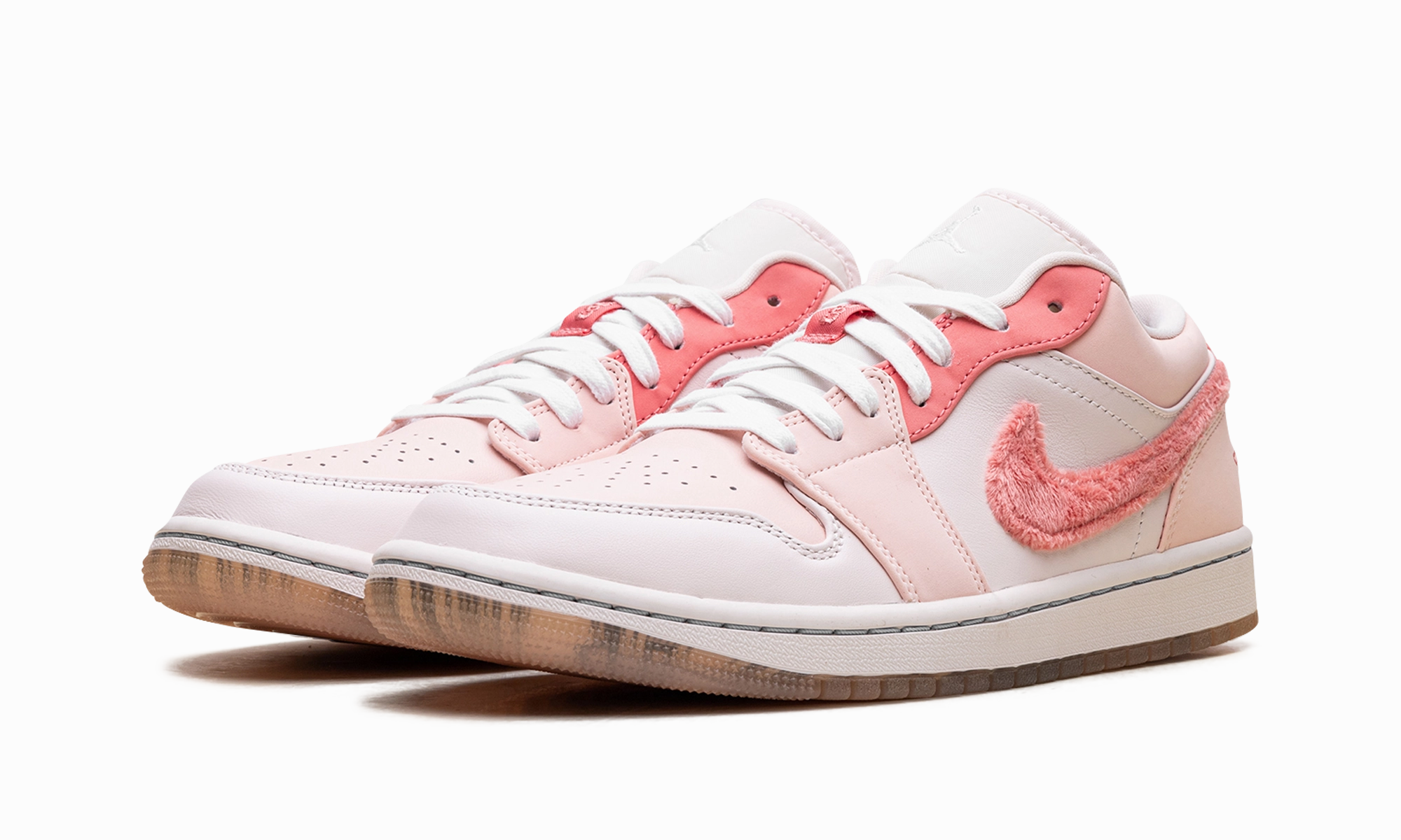 Comfortable Touch Jordan 1 Low SE WMNS "Mighty Swooshers Pink"
