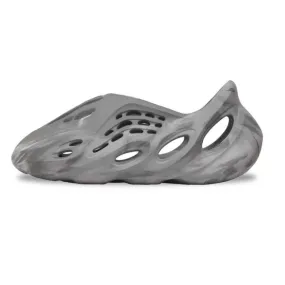 Easy Travel Breezy Comfort adidas YEEZY Foam Runner MX Granite