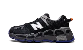 574 "Salehe Bembury - Yurt Black" Velcro Closure