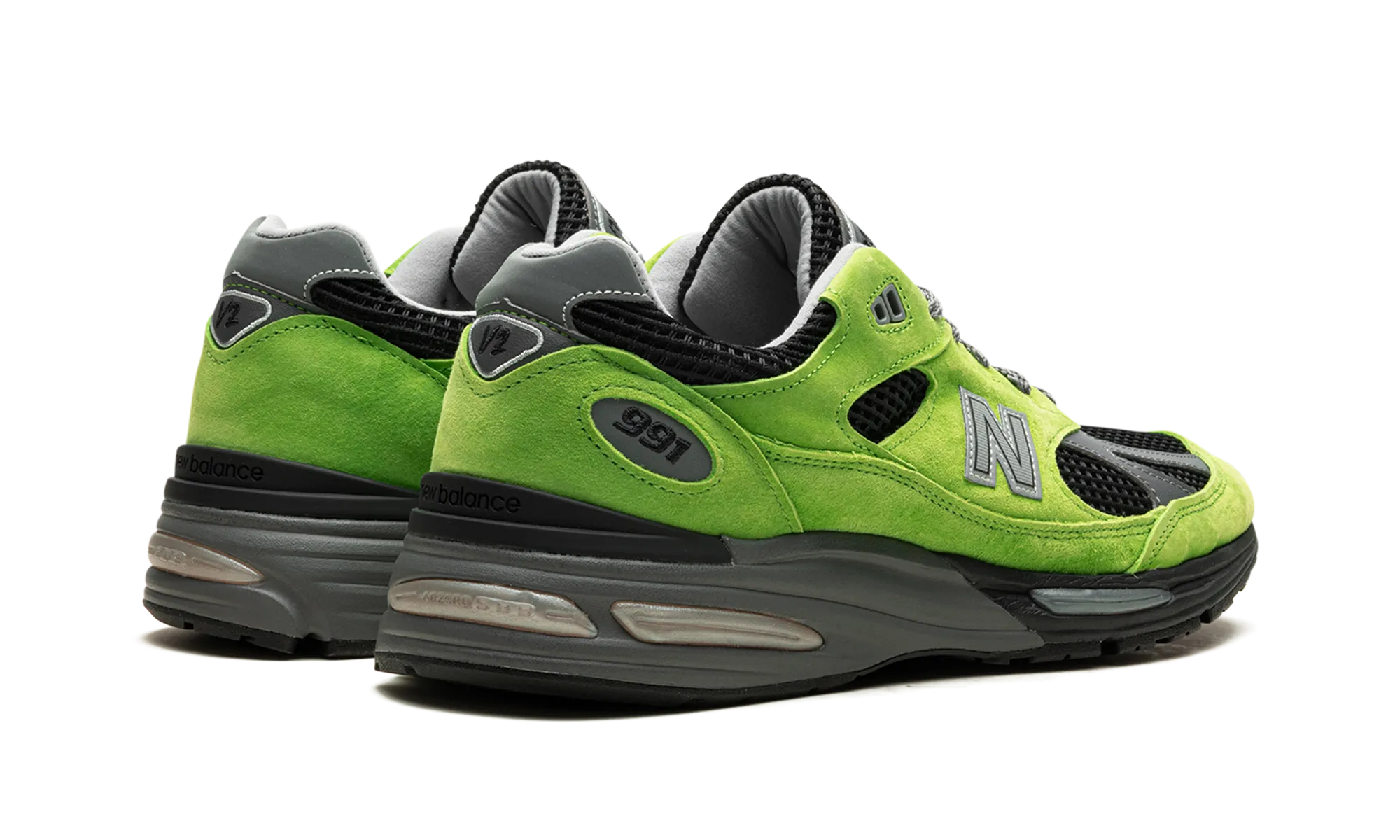 New Balance 991 V2 "City Exclusives Pack Europe" track - runner