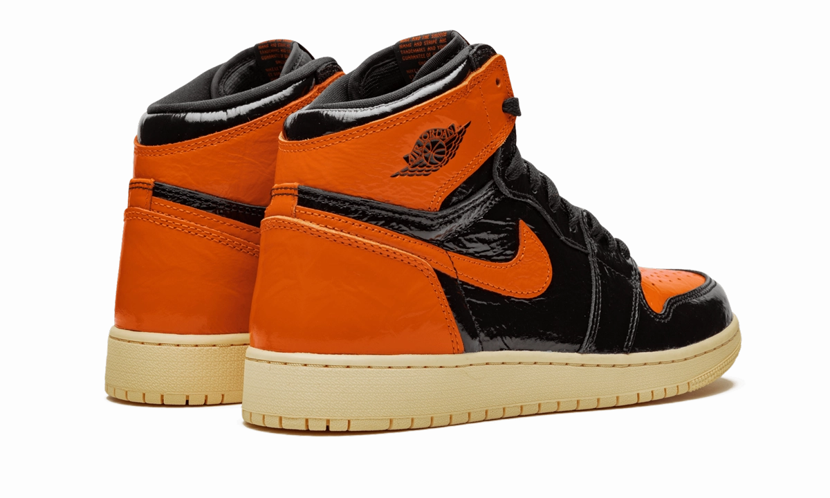 Moisture wicking Air Jordan 1 Retro High OG GS "Shattered Backboard 3.0"