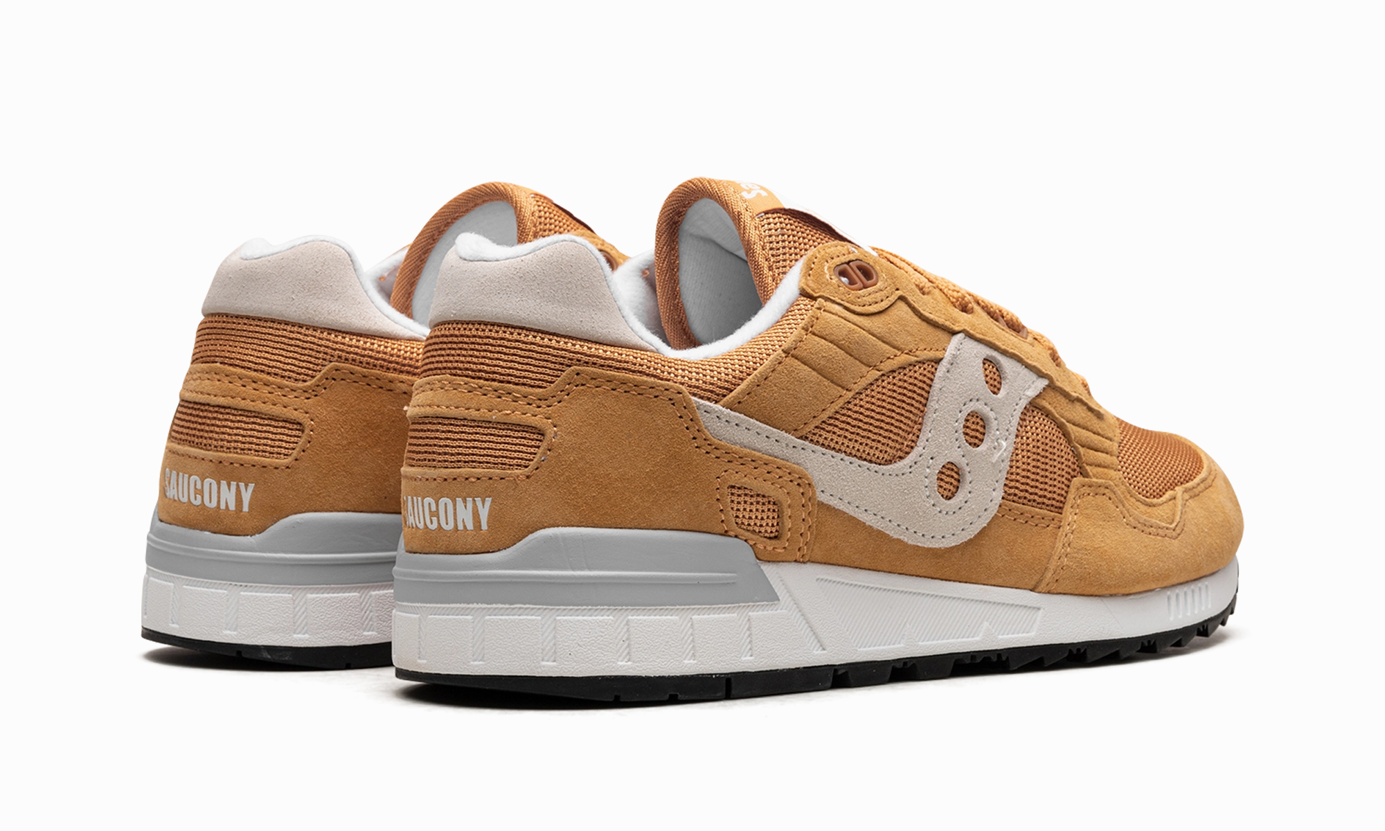 running in a 20K shoes Shadow 5000 "Mustard"